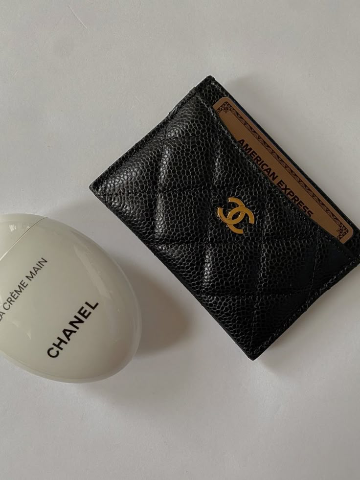 files/Chanel_Card_Holder.jpg